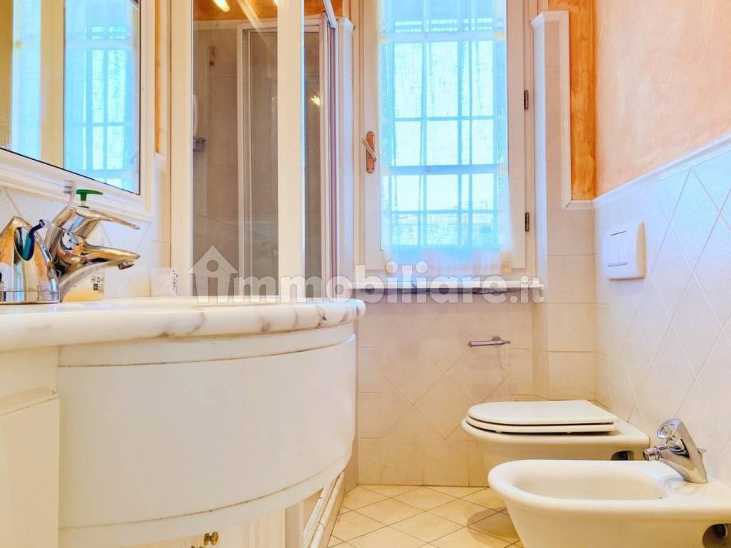 Camera doppia con bagno