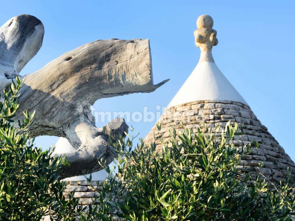 Luxury trulli with pool