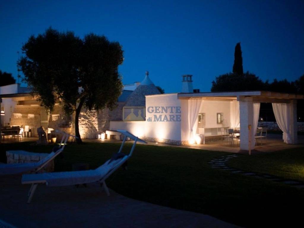 Trullo with swimming pool