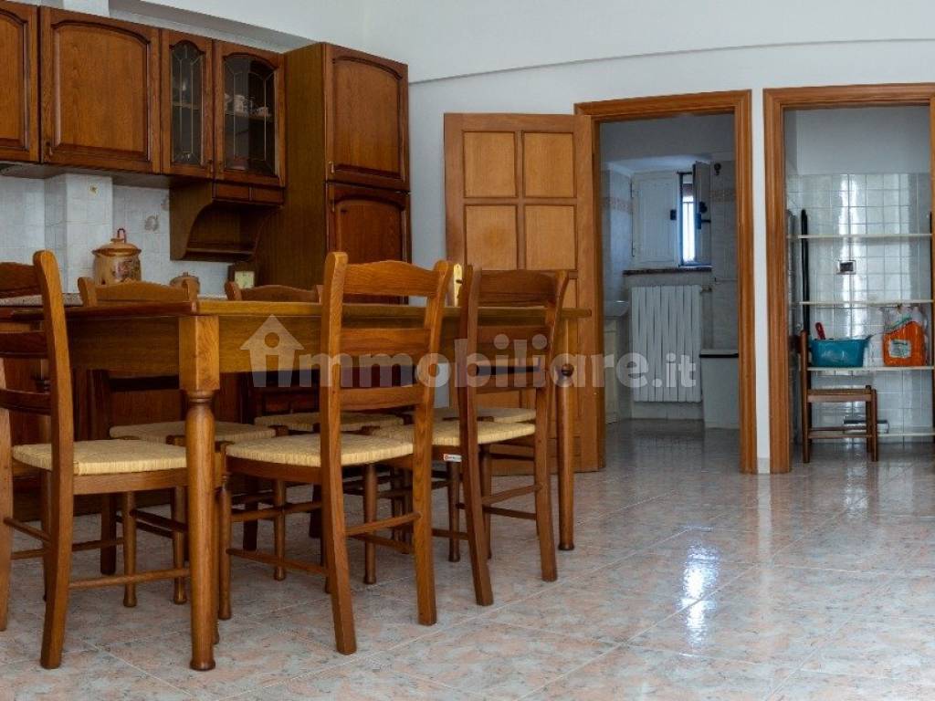 SALA/CUCINA