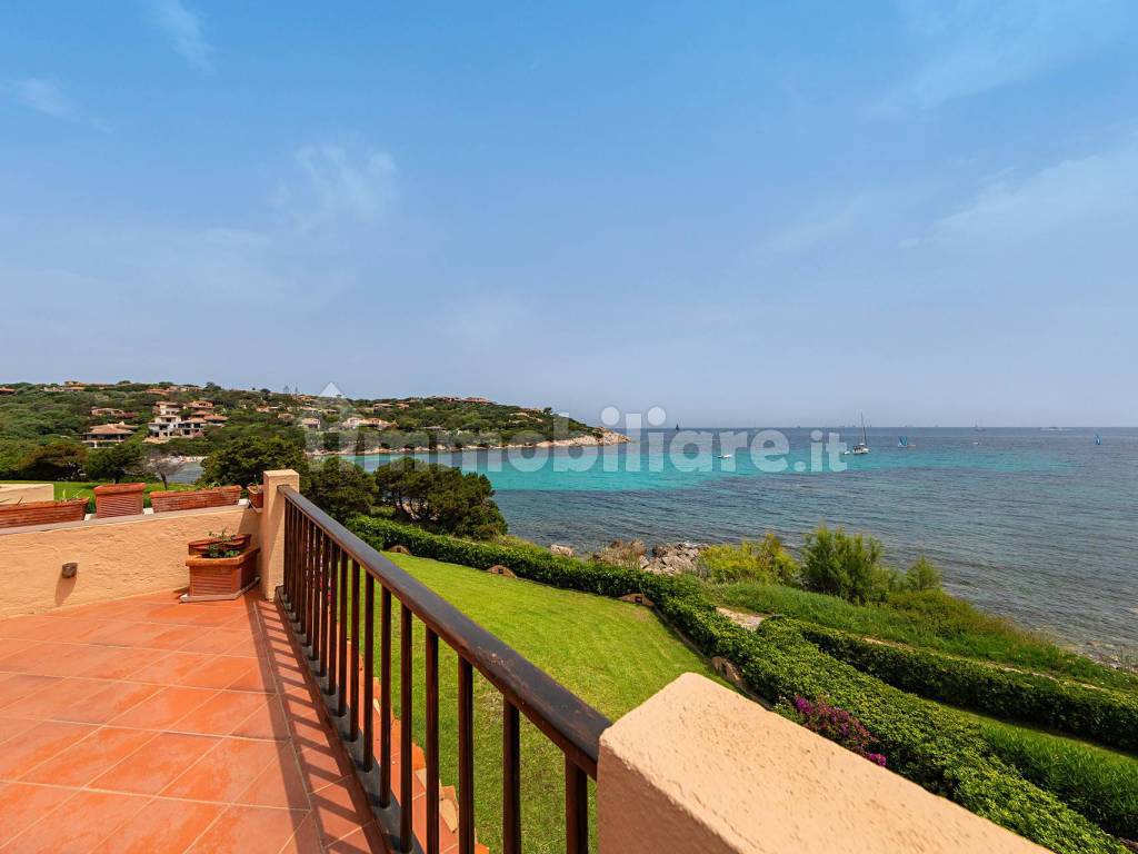 TERRAZZO CON VISTA MARE