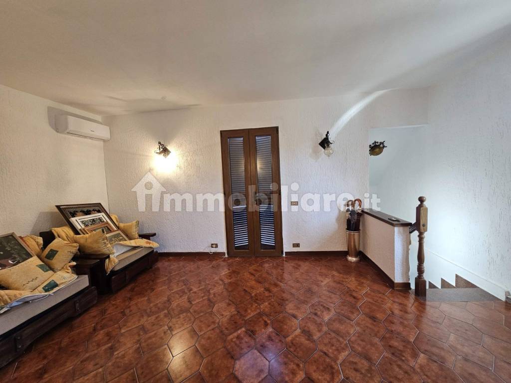 Vendita Villa unifamiliare in via italia Grosseto. Posto auto, con ...