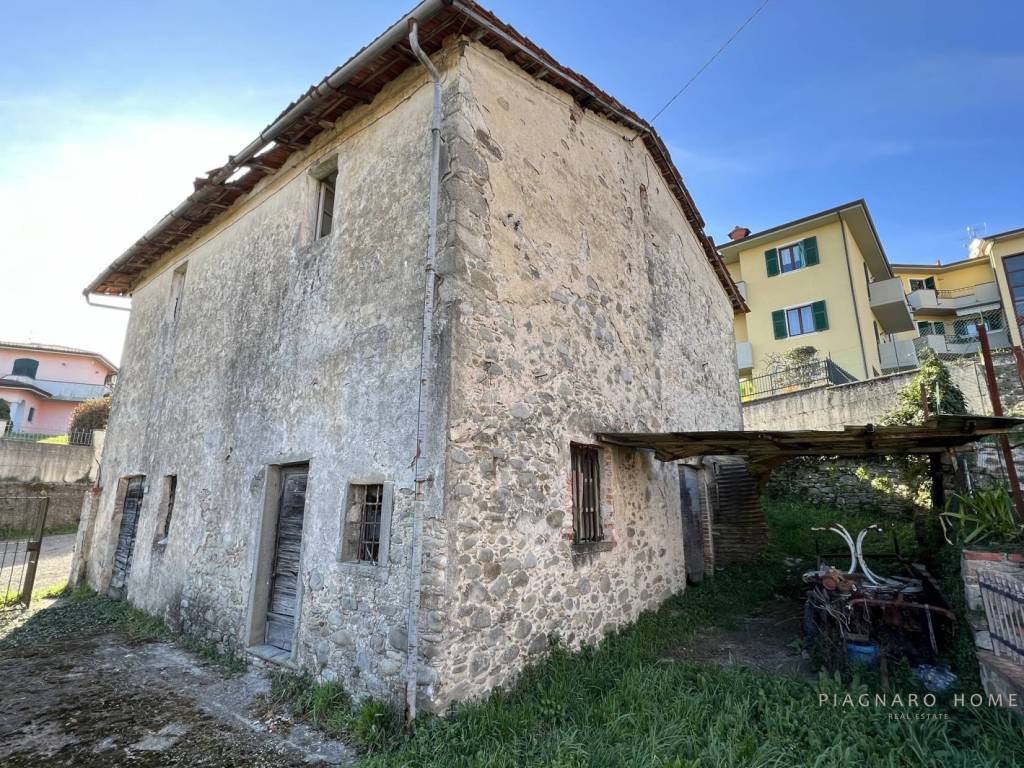 vendita-rustici-e-casali-massa-carrara-rif-sfu-130-rustico-in-pietra-dysow8in.JPEG