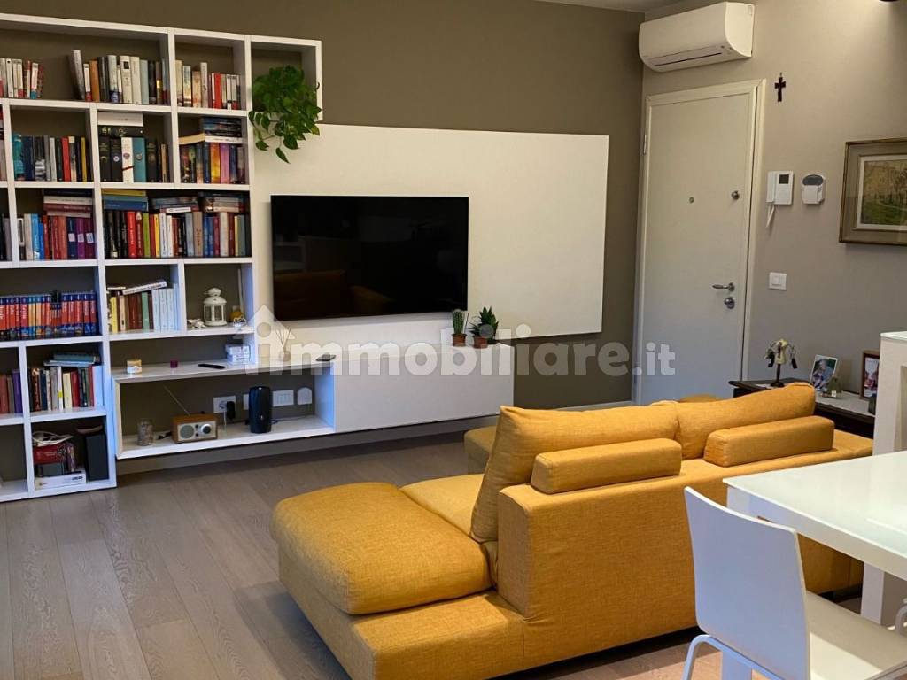 Sale Apartment Parma. 3room flat in via Giovanni Lanfranco. Excellent condition, first floor
