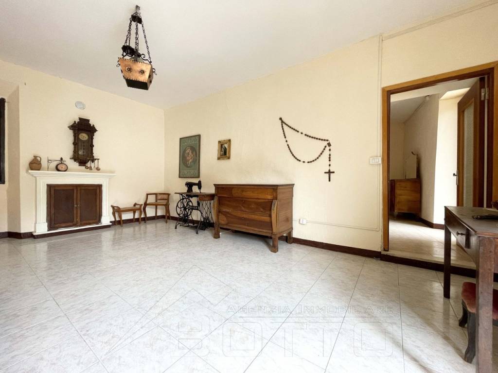 casa vendita soriso stanza1