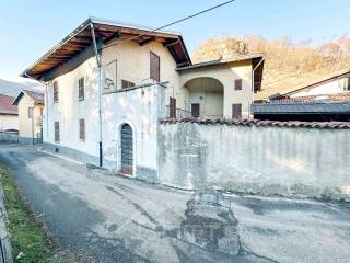 casa vendita borgosesia esterno2