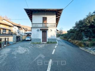 casa vendita borgosesia esterno1