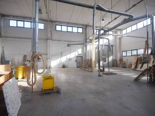 INTERNO