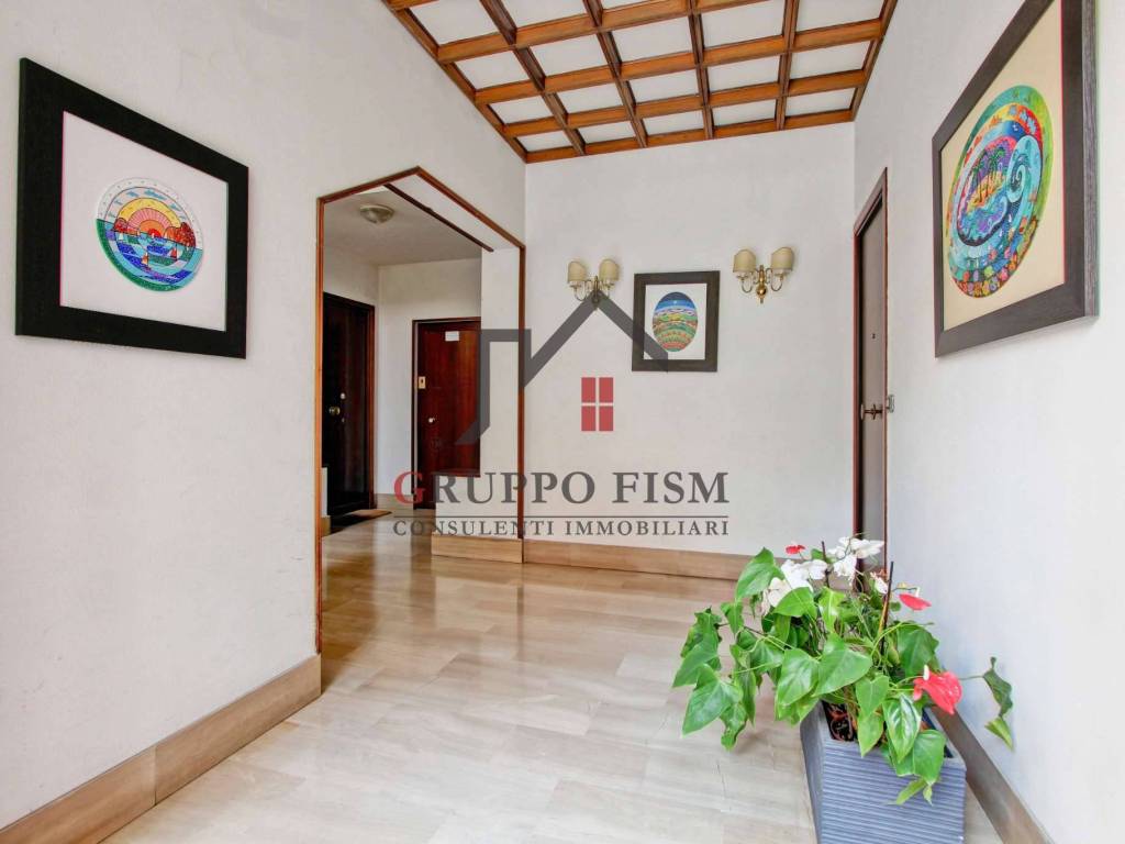Vendita Appartamento Roma. Quadrilocale in via cesare ferrero da