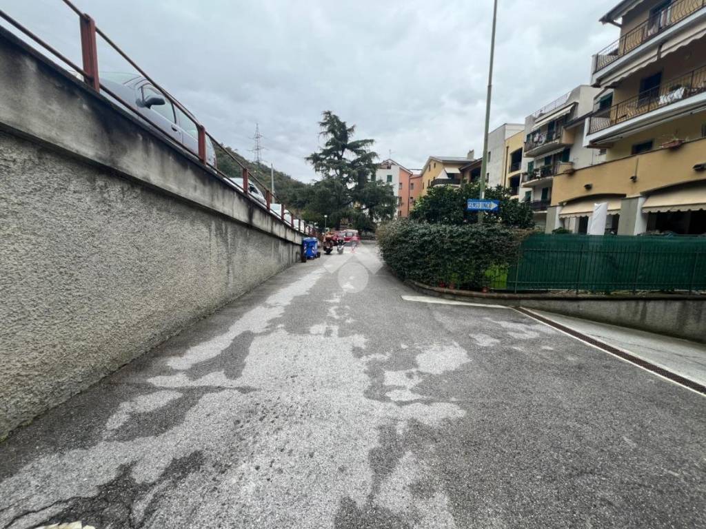 STRADA PRIVATA D'ACCESSO