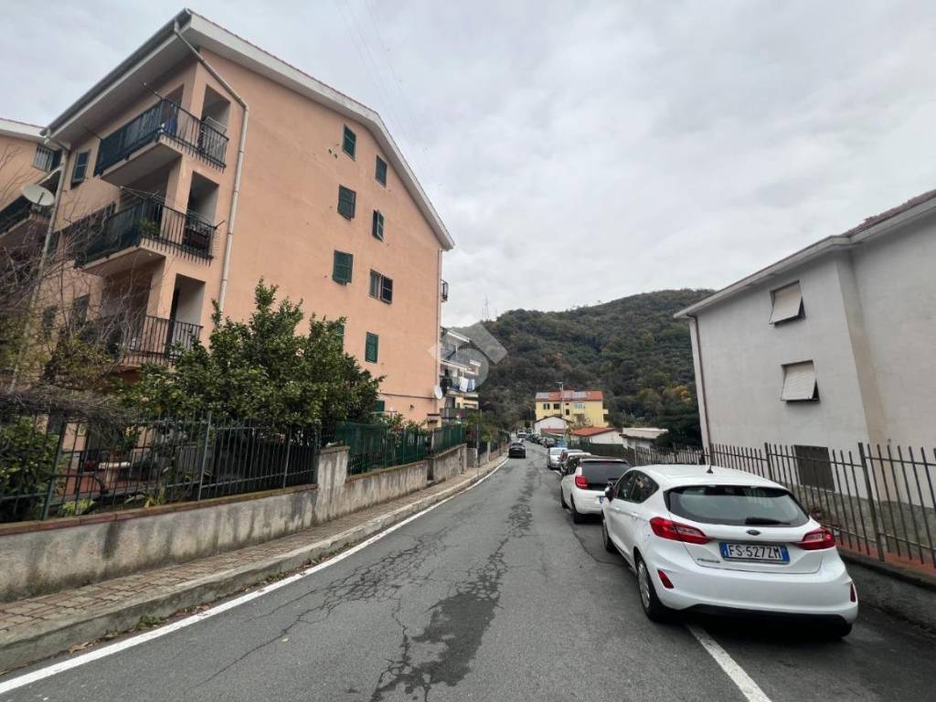 STRADA PRIVATA D'ACCESSO