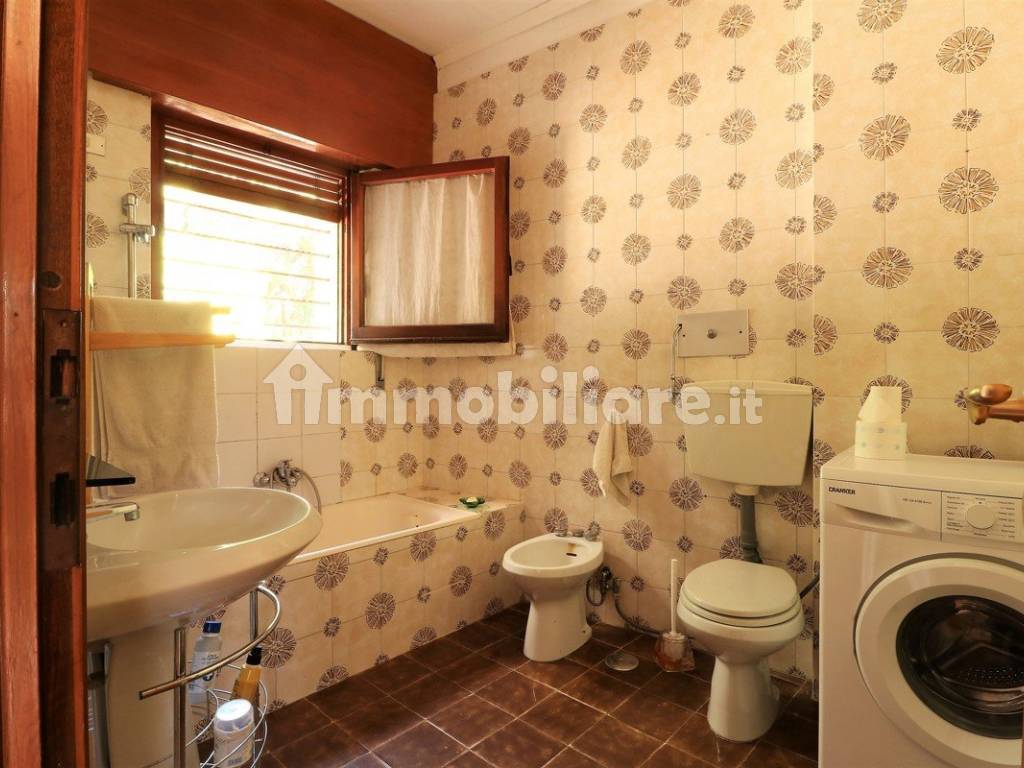 6_bagno sopra.jpg