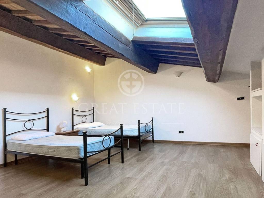 vendesi-appartamento-in-centro-storico-in-toscana-siena-montepulciano-16394806000436.jpg