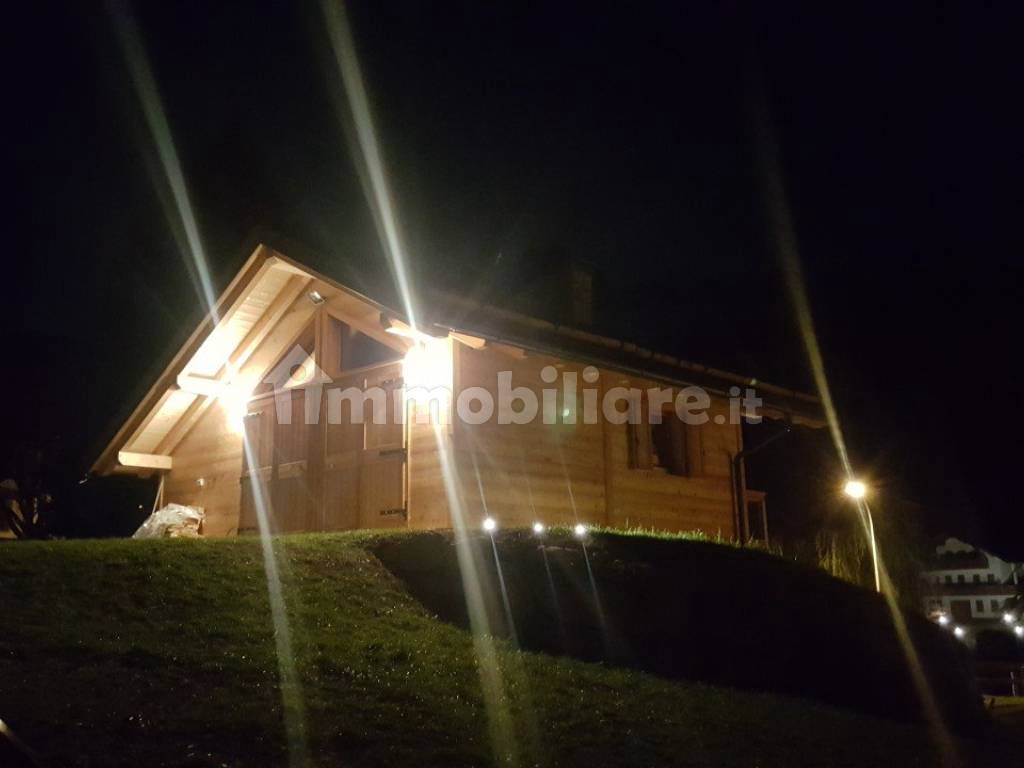 chalet caviola vista sera esterna