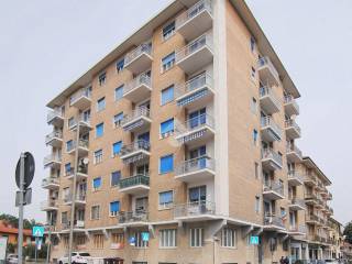 facciata condominiale angolare