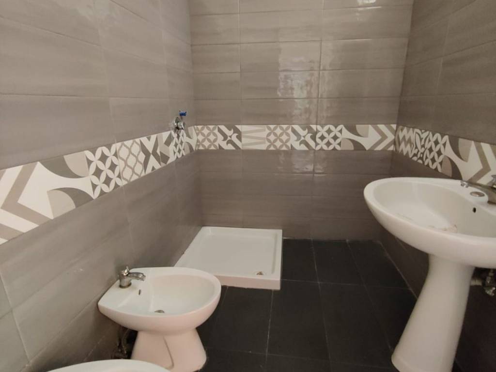 Rent Apartment Nola. 3room flat in via Ambrogio Leone. Excellent