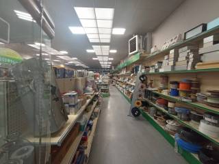 SUPERFICE DI VENDITA