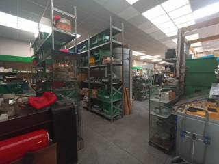 SUPERFICE DI VENDITA