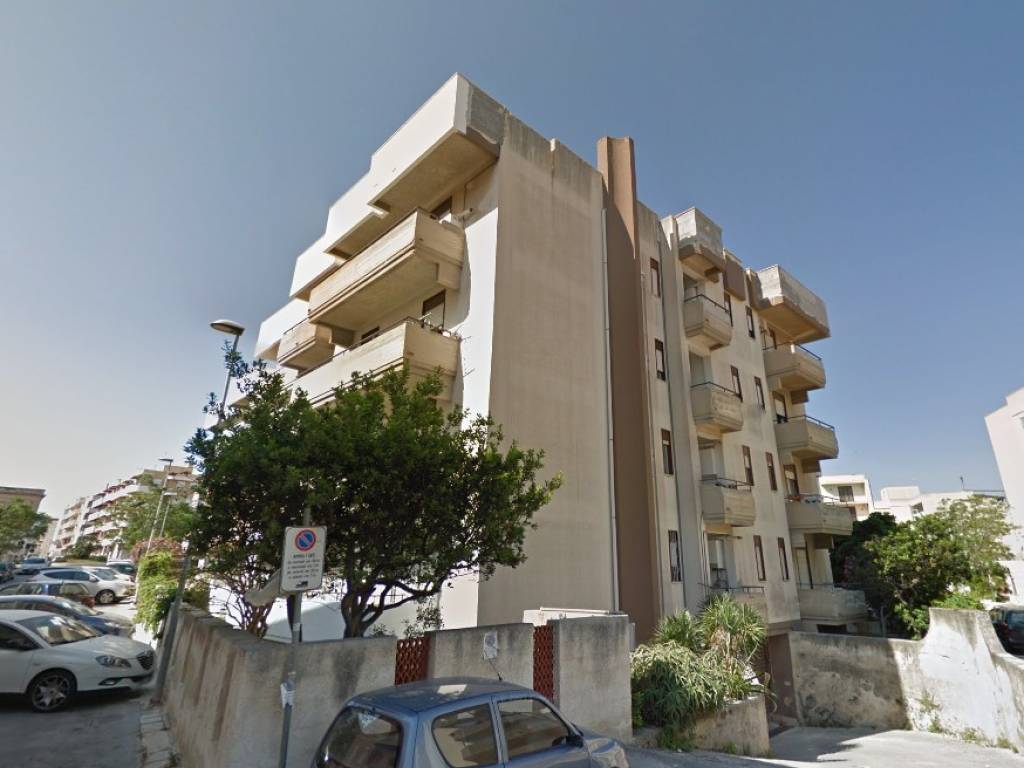 Vendita Appartamento in via Erice 2. Marsala. Posto auto, con balcone, rif.  108123353