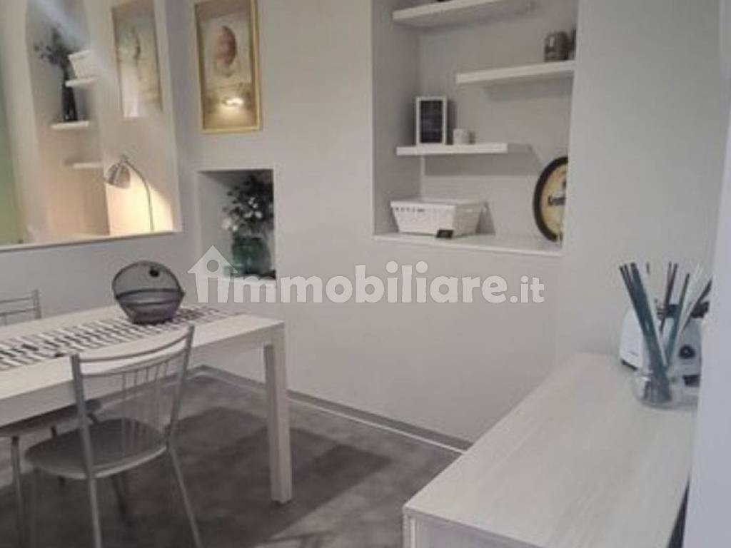 Rent Apartment Turin. Studio in via Cuneo 9. Excellent condition