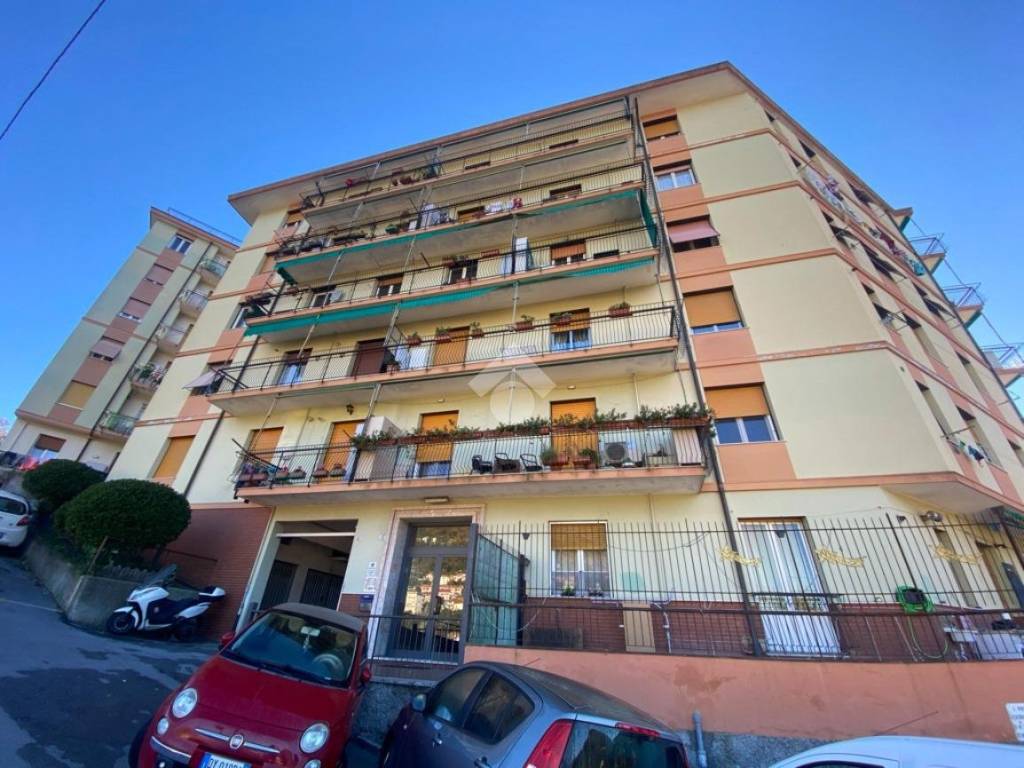 Garage salita Gambonia 12, Genoa, Ref. 108146409 Immobiliare.it