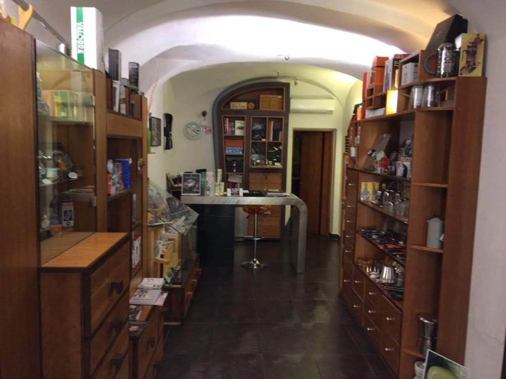 Locale commerciale, centro, sarzana