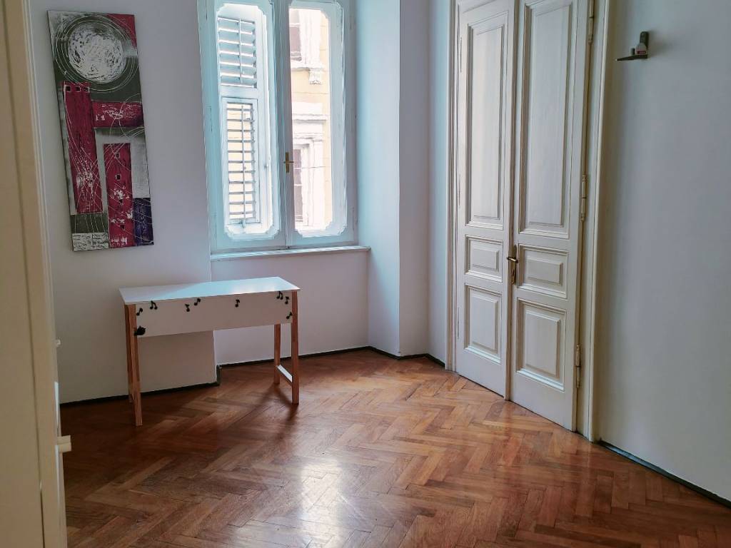 Ufficio - studio viale miramare 17, roiano, trieste