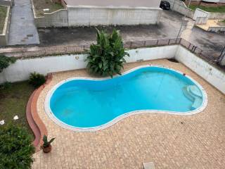 piscina dall'alto