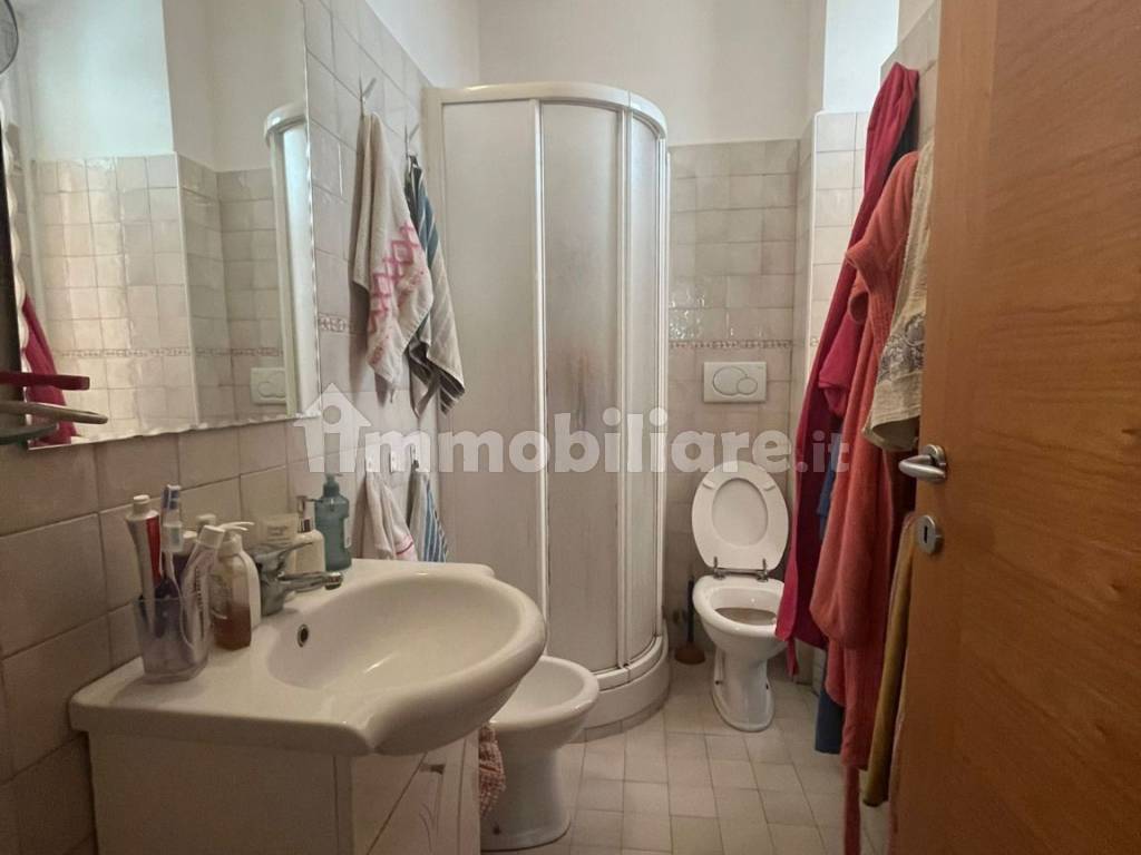 Vendita Appartamento Roma. Trilocale in via Bisagno 12. Buono stato