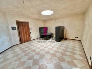 AFFITTASI UFFICIO 97MQ IN ZONA CENTRALE