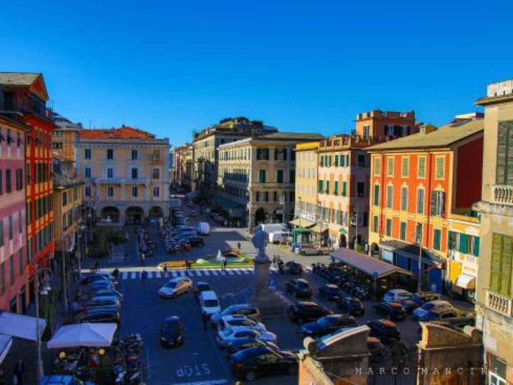 chiavari piazza delle carrozze