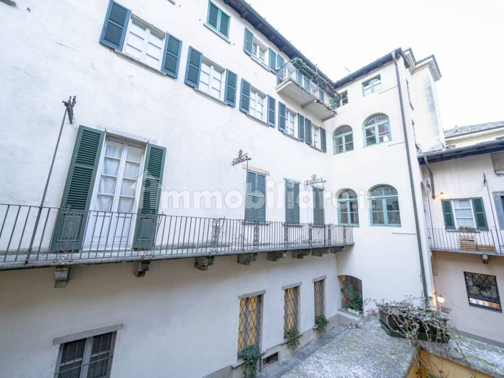 1280-472533-appartamento-sondrio-8fb8b.jpg