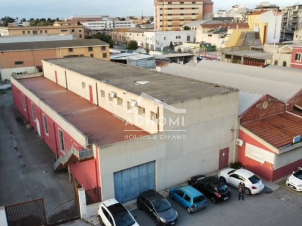 Capannone viale elmas 14, viale elmas, cagliari