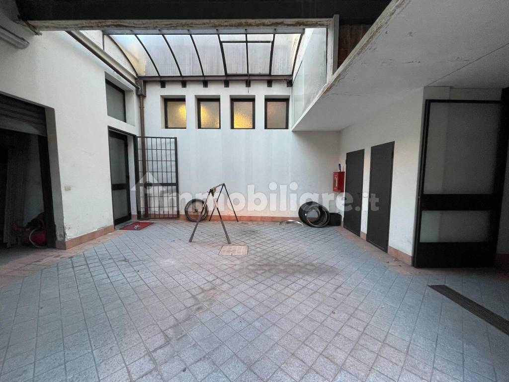 Interno non residenziale