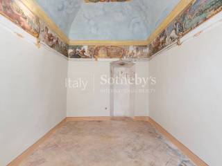 frescoed room