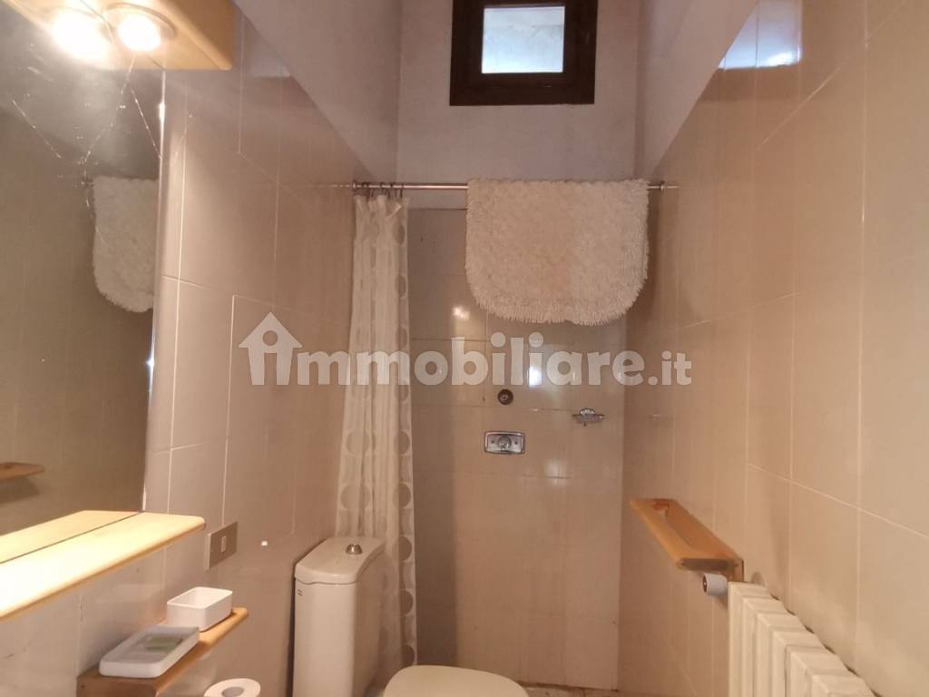 app.4 -bagno