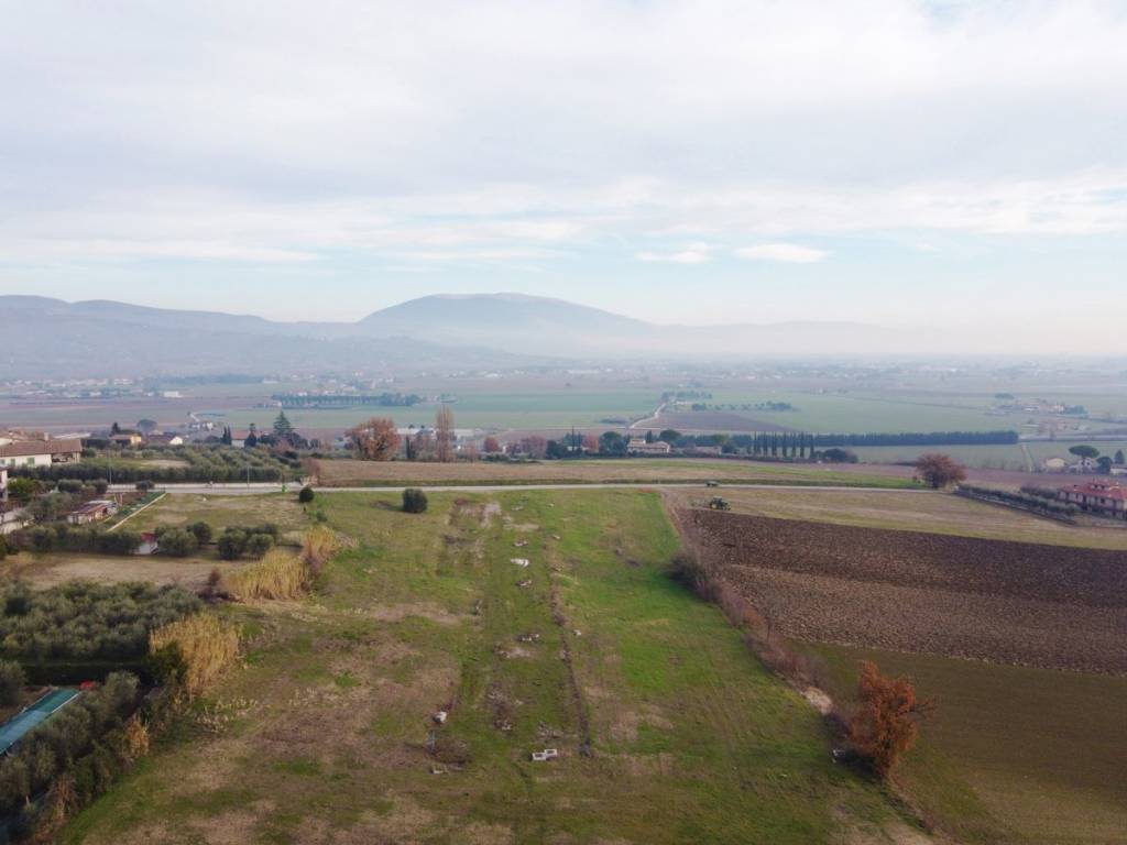 Terreno edificabile strada areoporto sant'egidio ripa, 15, sant'egidio - aeroporto, perugia