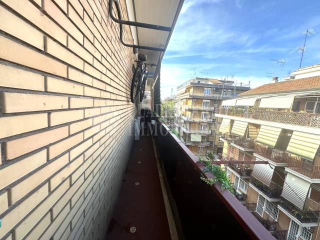 BALCONE