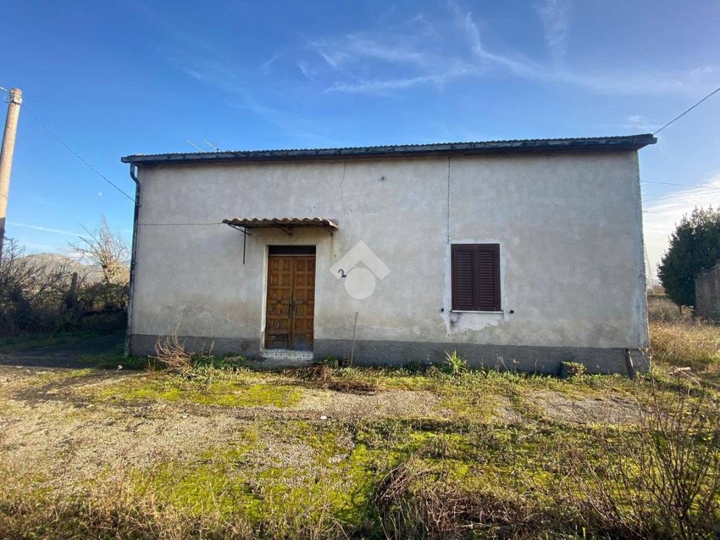 Terratetto unifamiliare via valle del garigliano, centro, cassino