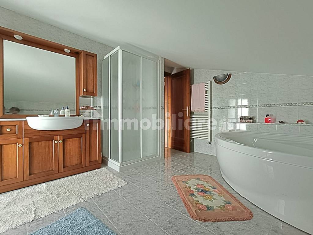 BAGNO SUPERIORE