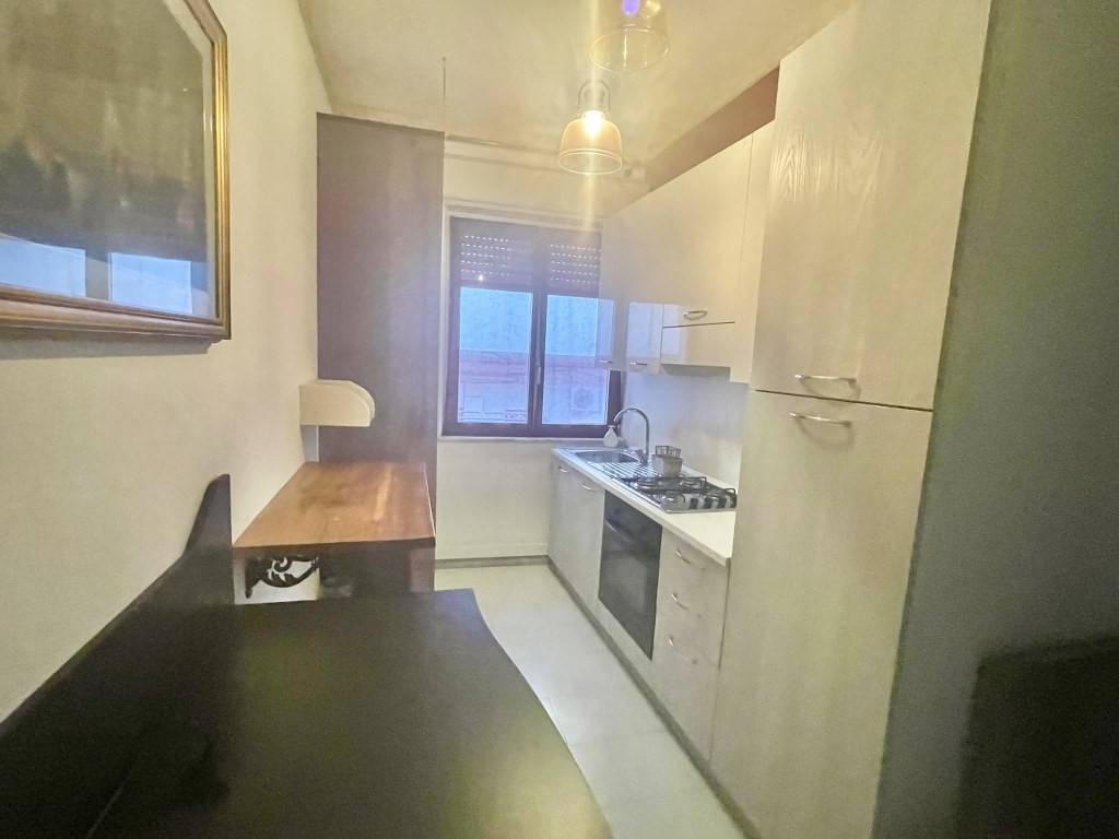 Rent Apartment Reggio Calabria. 2room flat in via Missori. Good