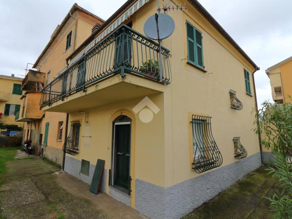 Villa a schiera via garibaldi, centro, lavagna