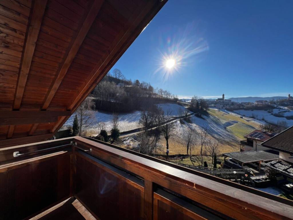 Affascinante appartamento ultimo piano con balcone, ampia soffitta e vista panoramica - Foto 6