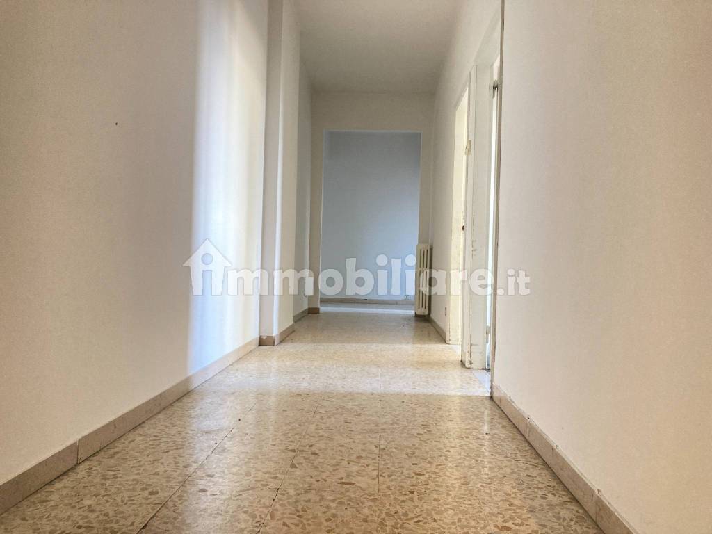 Sale Apartment Scandicci. 4room flat in via Baccio da Montelupo 2