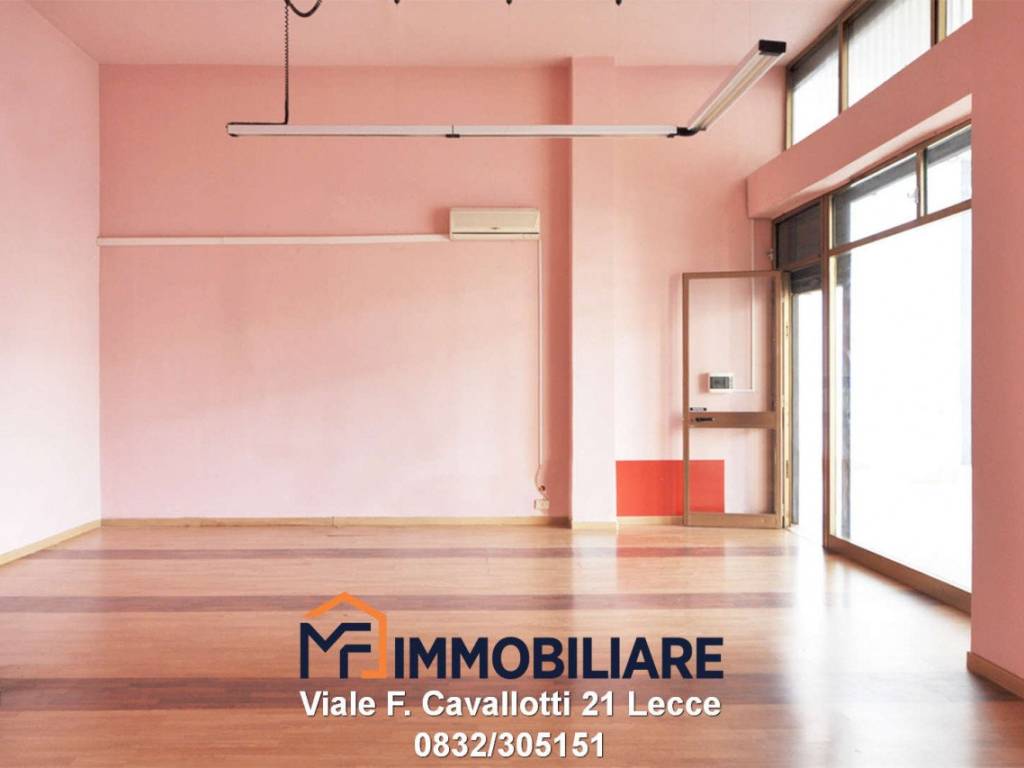 locale commerciale 2