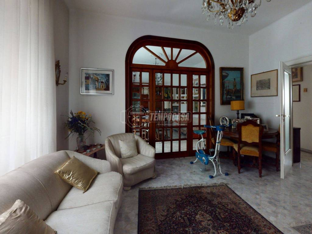 Via-Francesco-Lattanzio-75-Living-Room