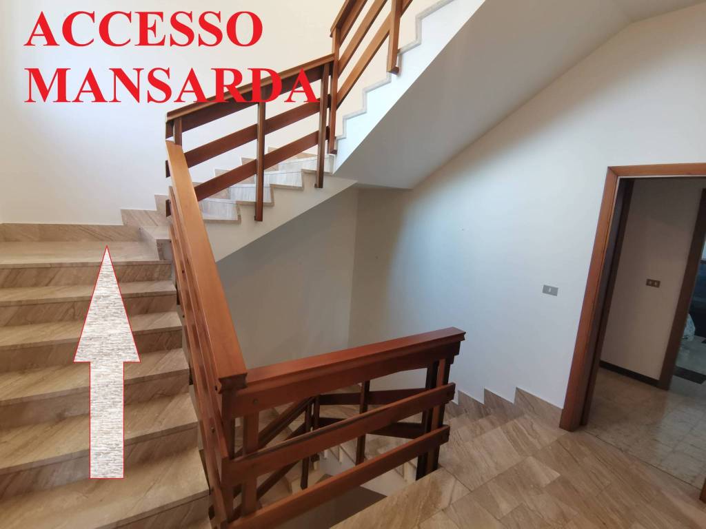 SCALE ACCESSO MANSARDA