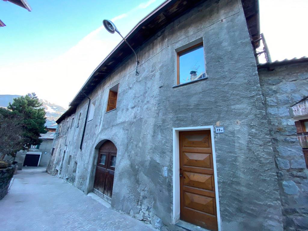 Vente Maison individuelle Bormio. Bon état, place stationnement, avec  balcon, chauffage autonome, 249 m², ref. 108472431