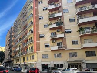 appartamento in vendita roma marconi via corbino palazzo