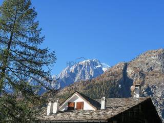 Meravigliosa vista Monte Bianco